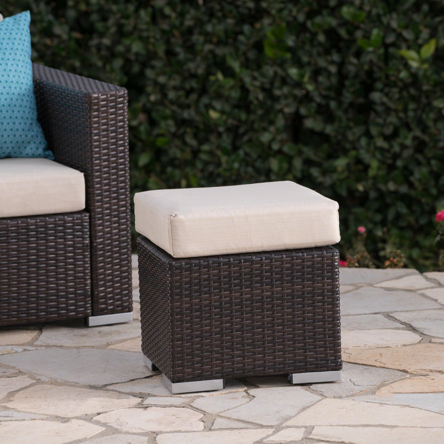 SANTA ROSA 16' OTTOMAN