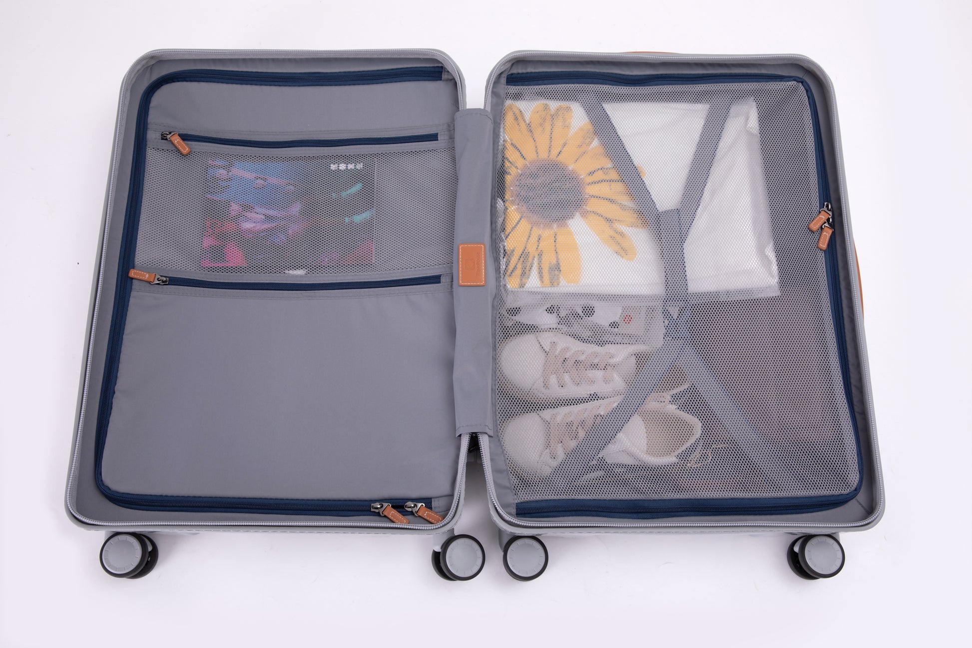 16493757