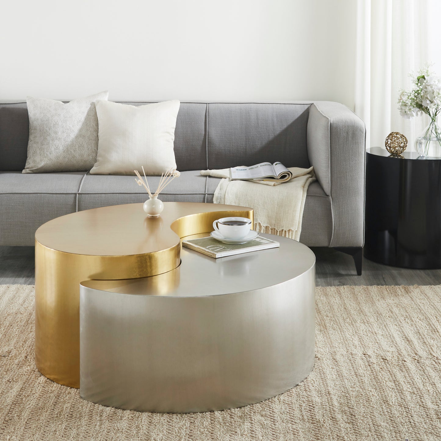 Modern & Contemporary Style Coffee Table Made with Iron Sheet Frame in Gold & Silver